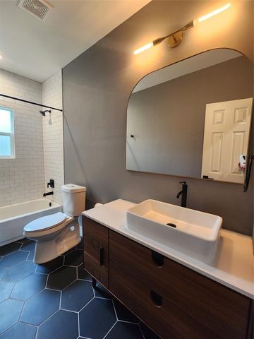 208 N Waverly Drive 206-208, Dallas, TX 75208