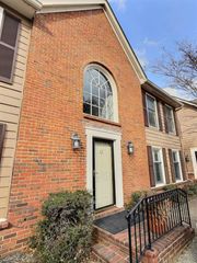 12 S IDLEWILD ST # 3, Memphis, TN 38104