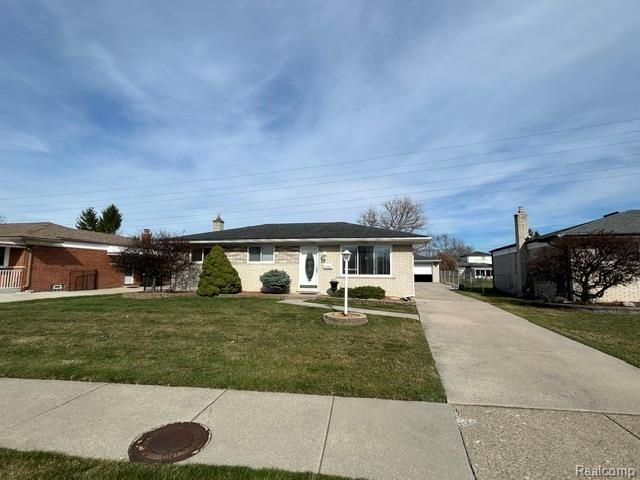 34246 Preston Drive, Sterling Heights, MI 48312
