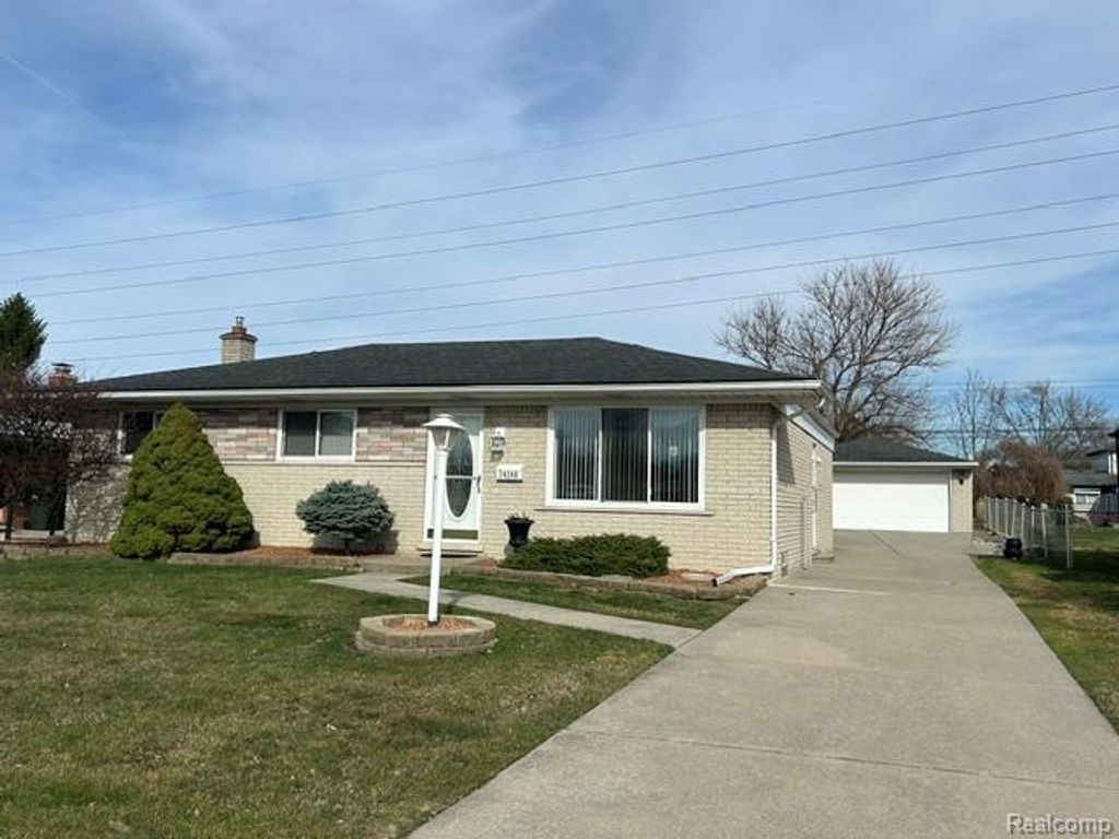 34246 Preston Drive, Sterling Heights, MI 48312