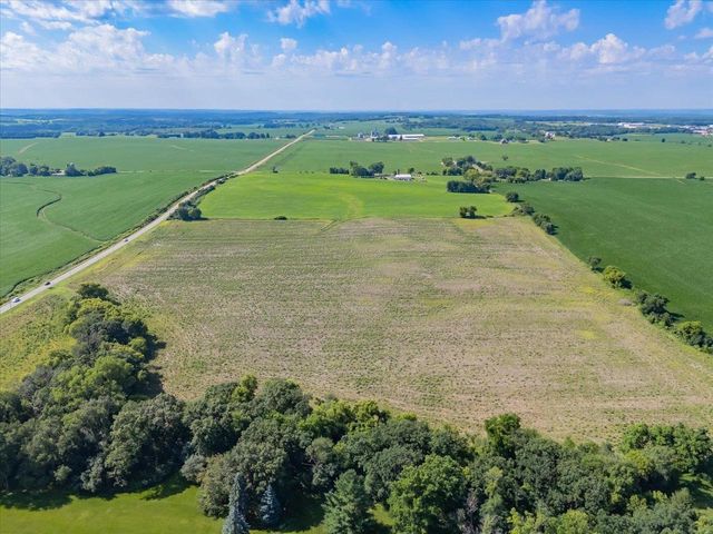 Unit 14 Flagler Avenue, Verona, WI 53593