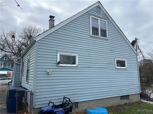 18 Spaulding Street, Buffalo, NY 14220