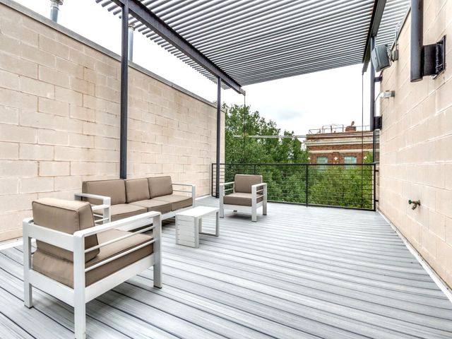 3827 Commerce Street, Dallas, TX 75226