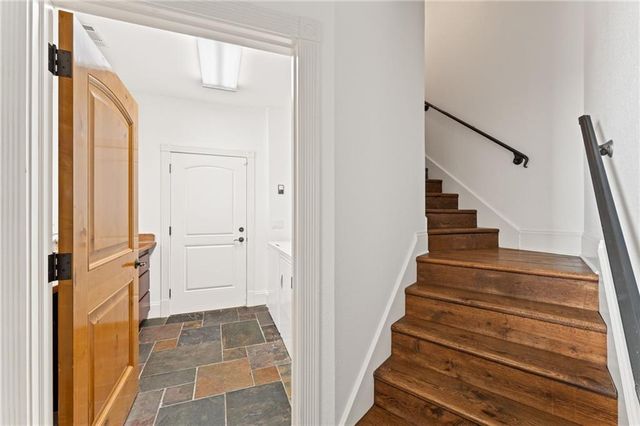 705 Brown Deer Drive, Talking Rock, GA 30175