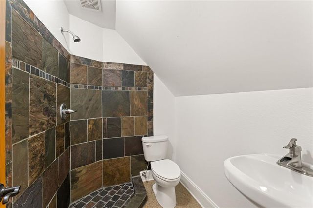 705 Brown Deer Drive, Talking Rock, GA 30175