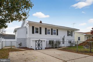 121 ASH ST, Carneys Point, NJ 08069