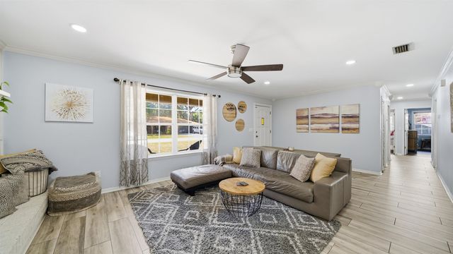 15 Ocean Woods Dr, St Augustine, FL 32080