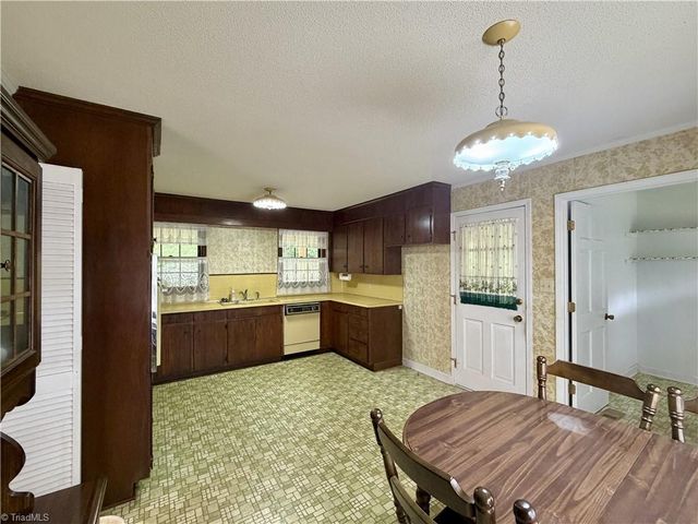 2548 Moir Mill Road, Reidsville, NC 27320