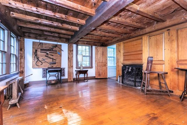 20 East Street, Middleton, MA 01949