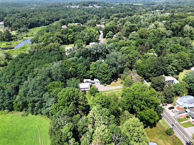 20 East Street, Middleton, MA 01949