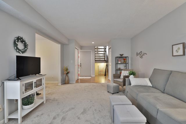 120 Saint Julien Street, 36C, Columbus, OH 43085