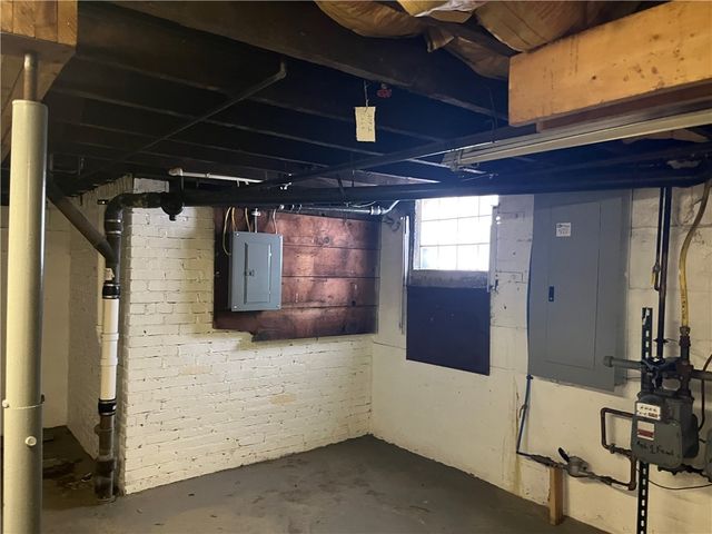 200 N Monongahela Ave, Glassport, PA 15045