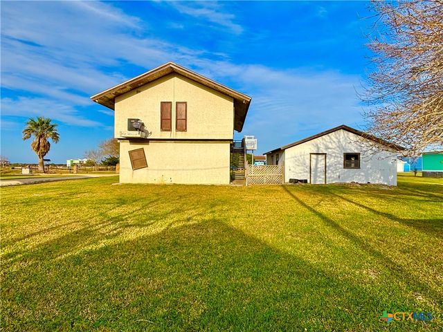 179 Easy Street, Port O'connor, TX 77982