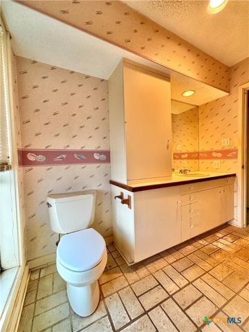 179 Easy Street, Port O'connor, TX 77982
