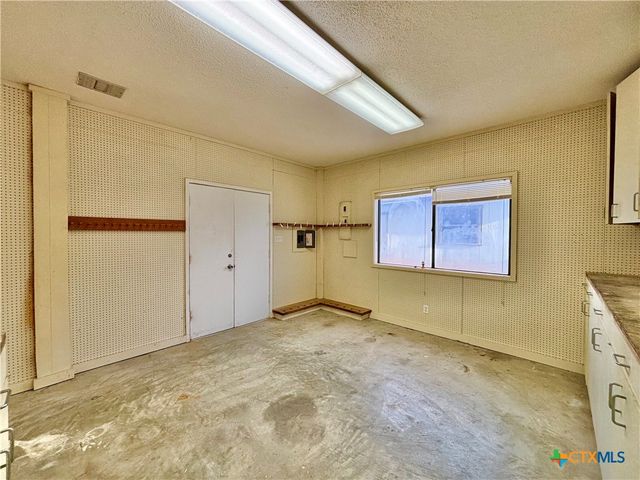 179 Easy Street, Port O'connor, TX 77982