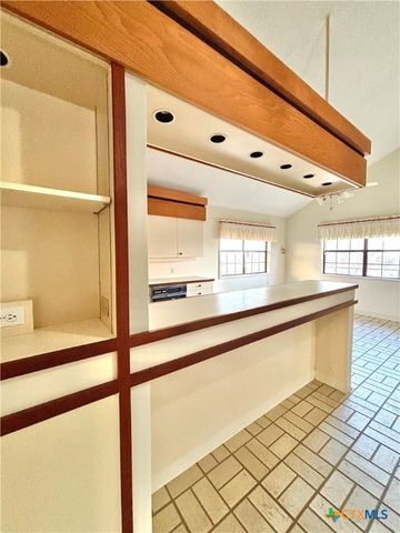 179 Easy Street, Port O'connor, TX 77982