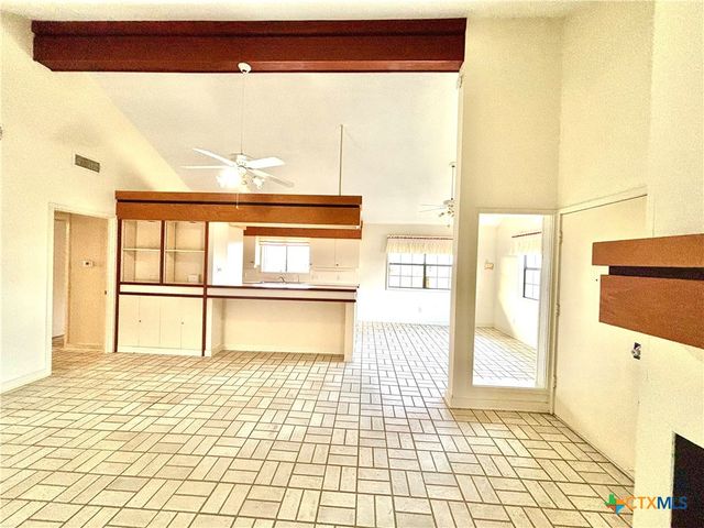 179 Easy Street, Port O'connor, TX 77982