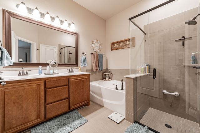 565 Willow Lane, Lavon, TX 75166