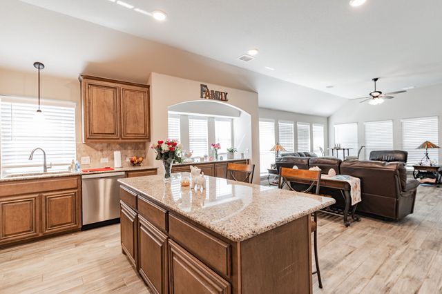 565 Willow Lane, Lavon, TX 75166