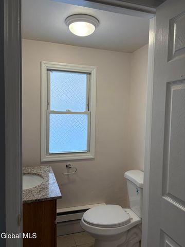 17 Winthrop Avenue, Albany, NY 12203