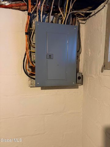 17 Winthrop Avenue, Albany, NY 12203