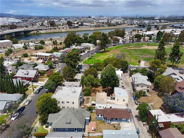 757 N Loma Vista, Long Beach, CA 90813