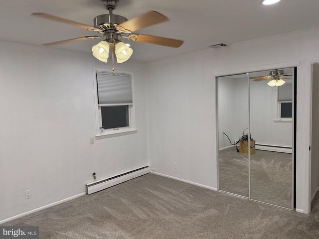 1006 CORN CRIB DR, Huntingdon Valley, PA 19006