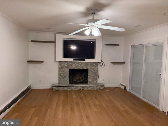 1006 CORN CRIB DR, Huntingdon Valley, PA 19006