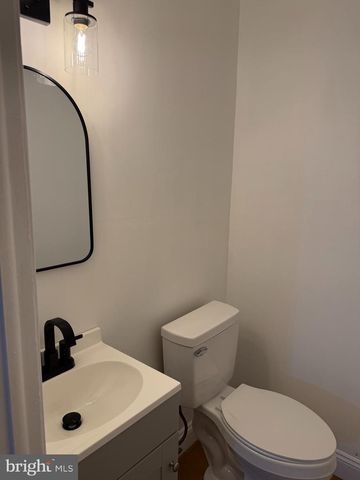 1006 CORN CRIB DR, Huntingdon Valley, PA 19006