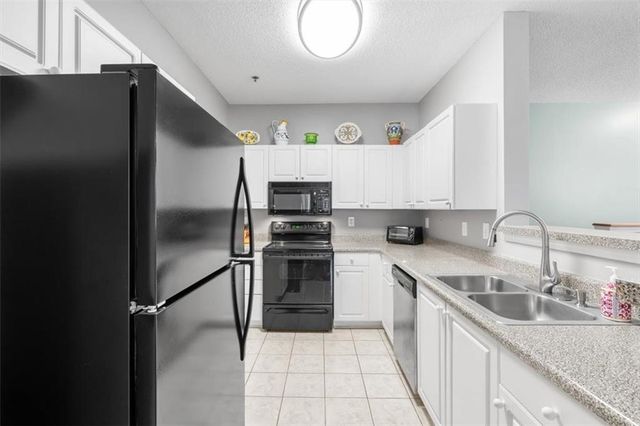 803 Spring Heights SE Lane, Smyrna, GA 30080