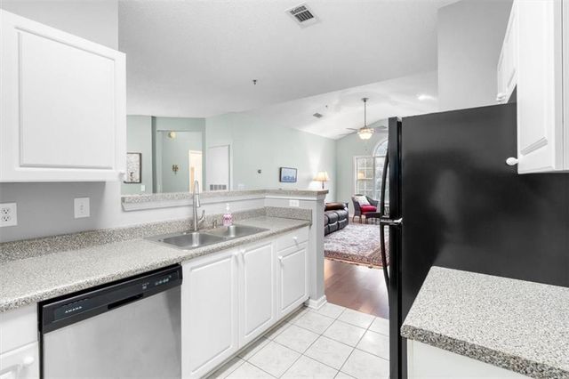 803 Spring Heights SE Lane, Smyrna, GA 30080