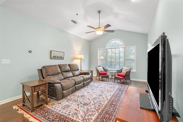 803 Spring Heights SE Lane, Smyrna, GA 30080