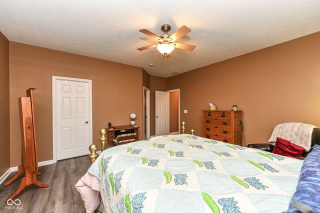 8535 Blair Castle Court, Indianapolis, IN 46259