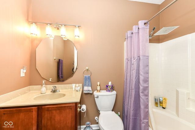 8535 Blair Castle Court, Indianapolis, IN 46259