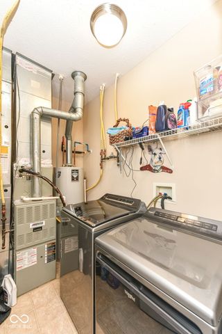 8535 Blair Castle Court, Indianapolis, IN 46259