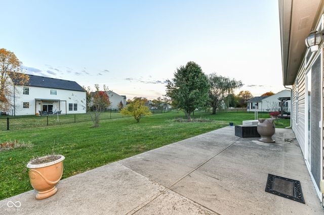 8535 Blair Castle Court, Indianapolis, IN 46259