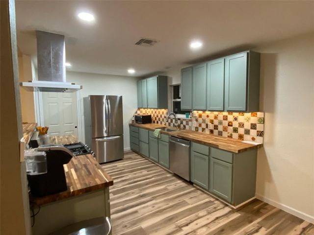 7410 Piper Drive, Corpus Christi, TX 78412
