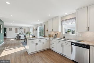 476 RIVERSIDE AVE, Trenton, NJ 08618