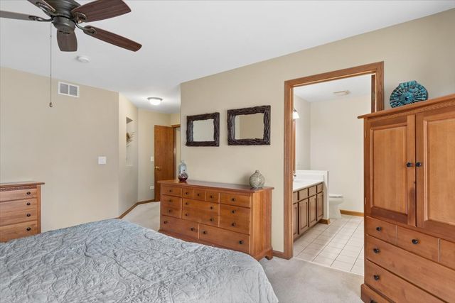 21429 W Sycamore Court, Plainfield, IL 60544