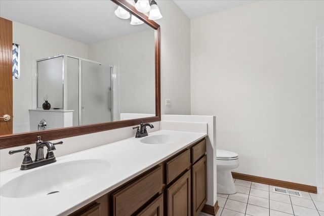 21429 W Sycamore Court, Plainfield, IL 60544