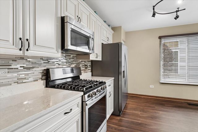 21429 W Sycamore Court, Plainfield, IL 60544