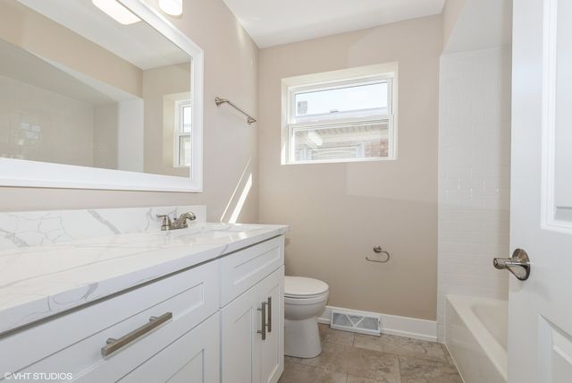 12731 Division Street, Blue Island, IL 60406