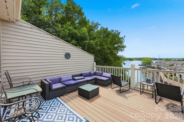 14614 Waterside Drive, Charlotte, NC 28278
