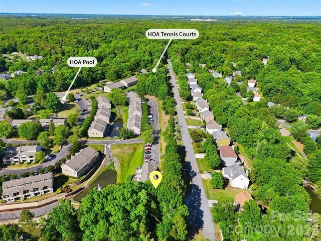 14614 Waterside Drive, Charlotte, NC 28278