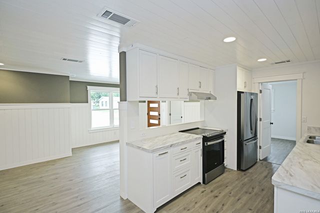442 ROTHE LOOP, New Braunfels, TX 78130