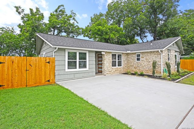 442 ROTHE LOOP, New Braunfels, TX 78130