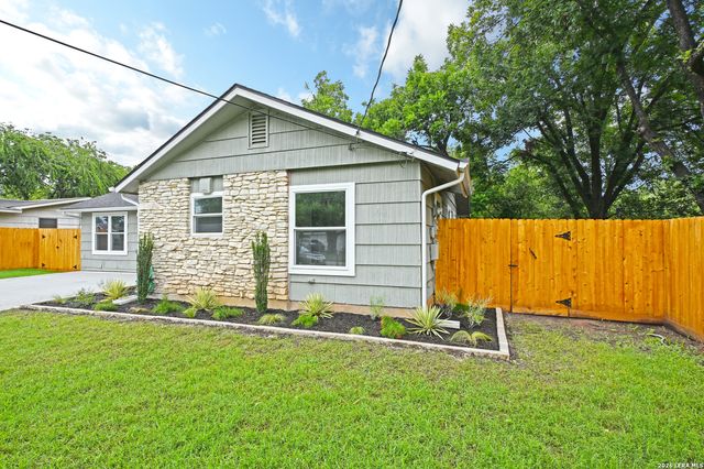 442 ROTHE LOOP, New Braunfels, TX 78130