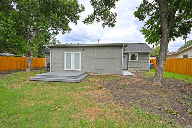 442 ROTHE LOOP, New Braunfels, TX 78130