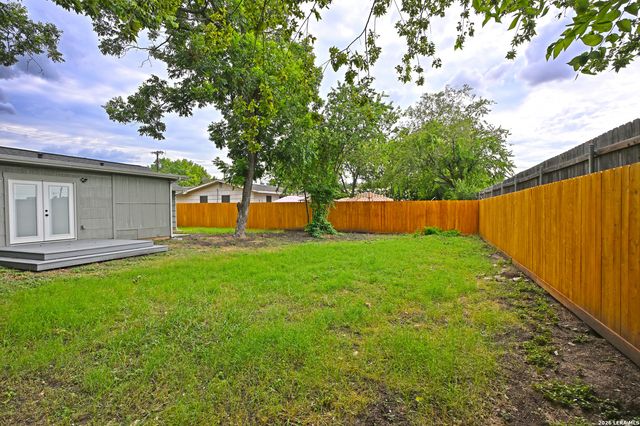 442 ROTHE LOOP, New Braunfels, TX 78130