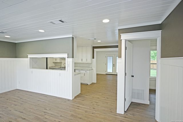 442 ROTHE LOOP, New Braunfels, TX 78130